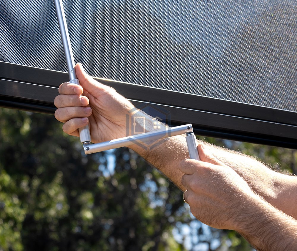 Smart Screens Manual System